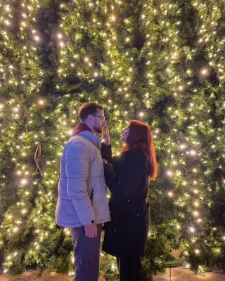 Tis the season to sparkle
📸: @sarcast.nik 
.
.
.
.
#lights #christmaslights #christmastree #newyear #citylights #holidays #instagood #instamood #love